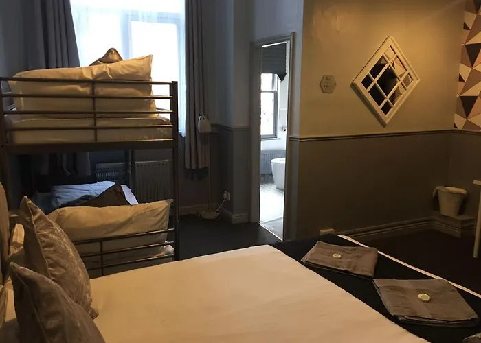 Queens Guesthouse Manchester